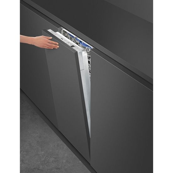 Встраиваемая посудомоечная машина Smeg STA7233L