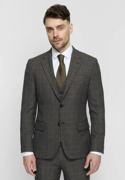 Мужской классический костюм тройка (серый) в клетку Б10
