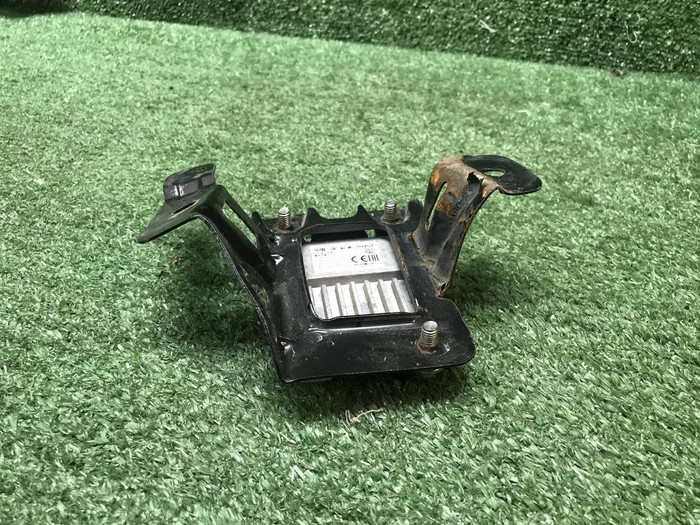 Датчик слепых зон правый Hongqi HS5 (2019-н.в.)