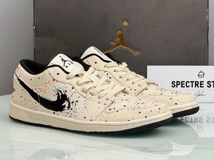 Air Jordan 1 Low SE GS Paint Splatter