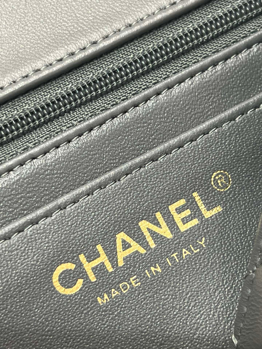 Chanel Mini Flap Bag with Top Handle 20 cm