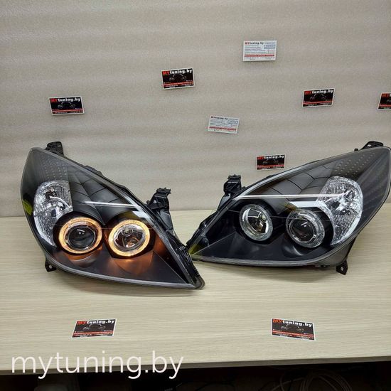 Передние фары Opel Vectra C angel eyes black