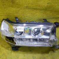 Ьитая Фара правая Land Cruiser 200 (15-21) LED