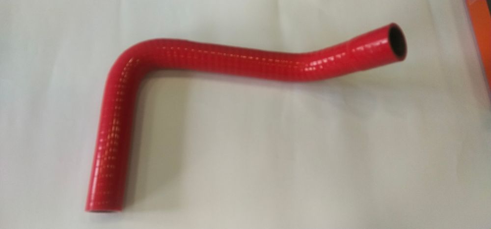 Патрубок сапуна для а/м ВАЗ 2108,2114 вентиляции картера (красный)