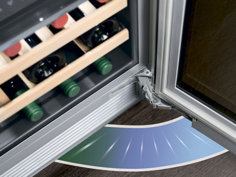 Встраиваемый винный шкаф Liebherr UWT 1682