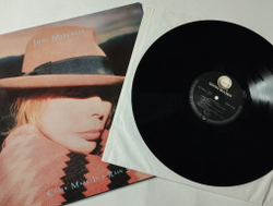 Винтажная виниловая пластинка LP Joni Mitchell Chalk Mark In A Rain Storm (Germany 1988)