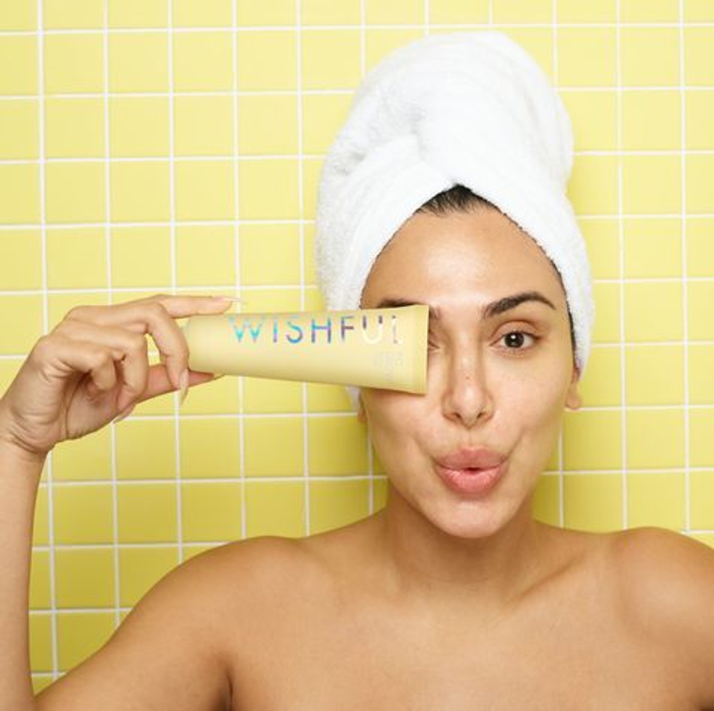 WISHFUL Yo Glow Enzyme Scrub