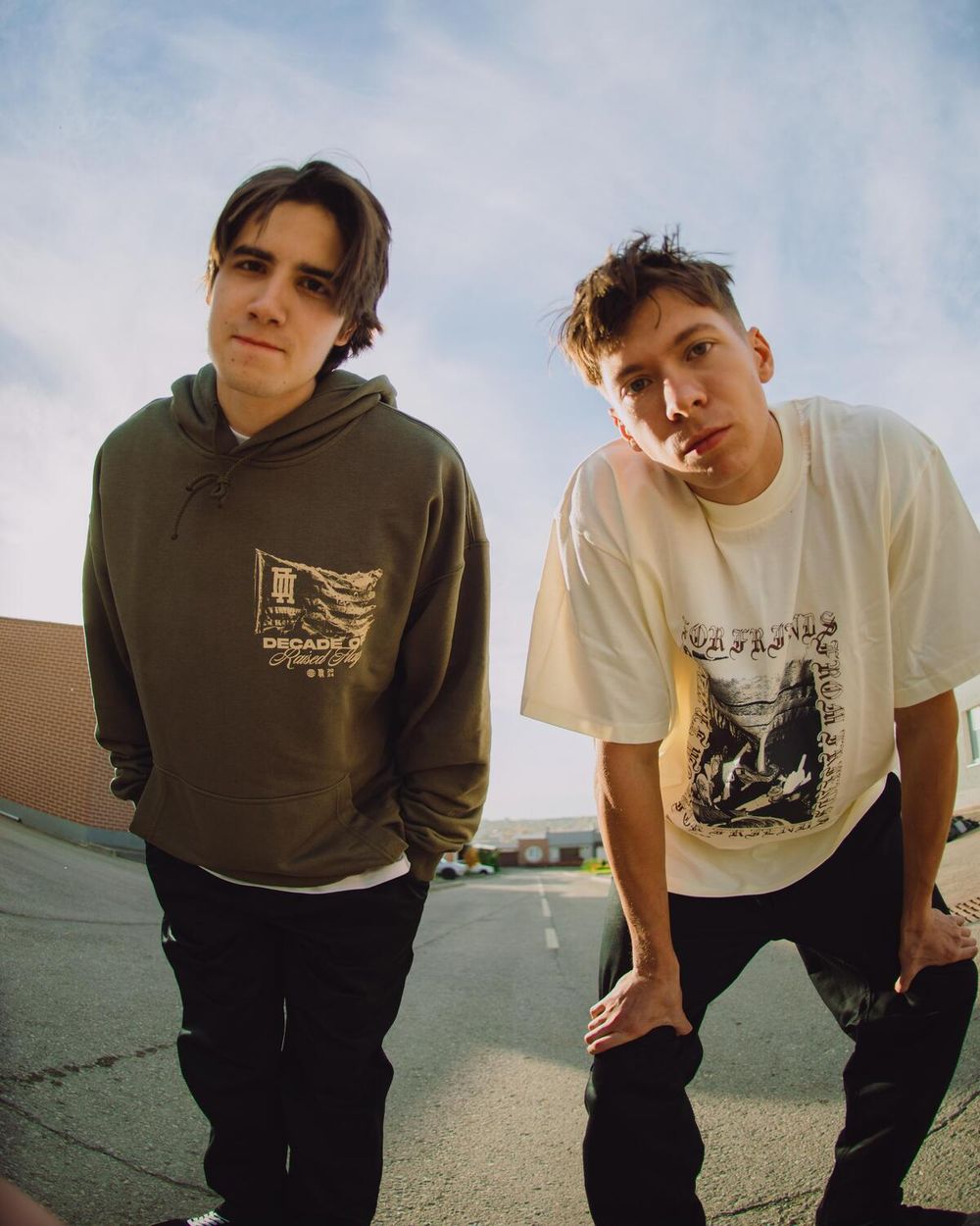 Купить Футболка Подполье First Show молочная Футболка Подполье First Show молочная