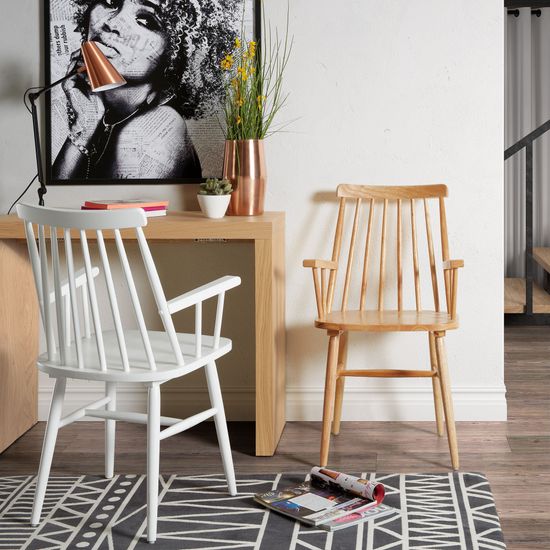 Стул Kristie с подлокотниками натуральное дерево La Forma Испания 