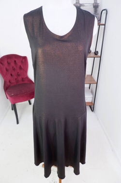 Платье блестящее, визуально на 52 размер