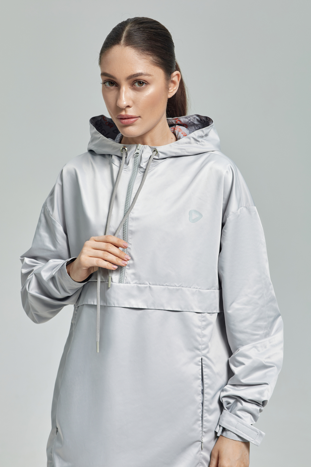 Анорак светло-серый