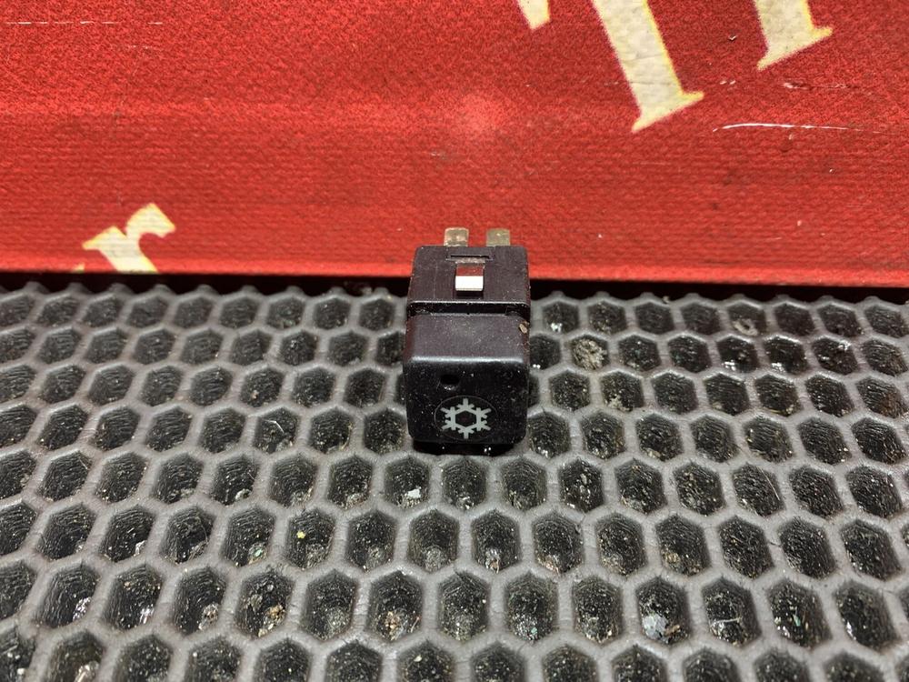 Кнопка кондиционера