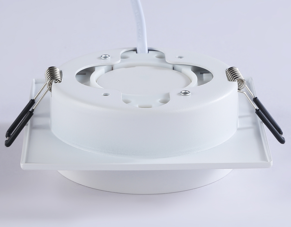 Светильник встраиваемый TN5229 WH белый GX53 110*110*35