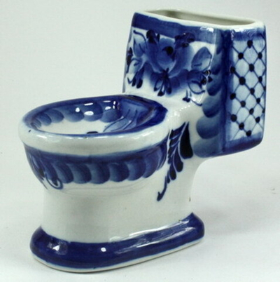 Гжель. Пепельница «Унитаз».