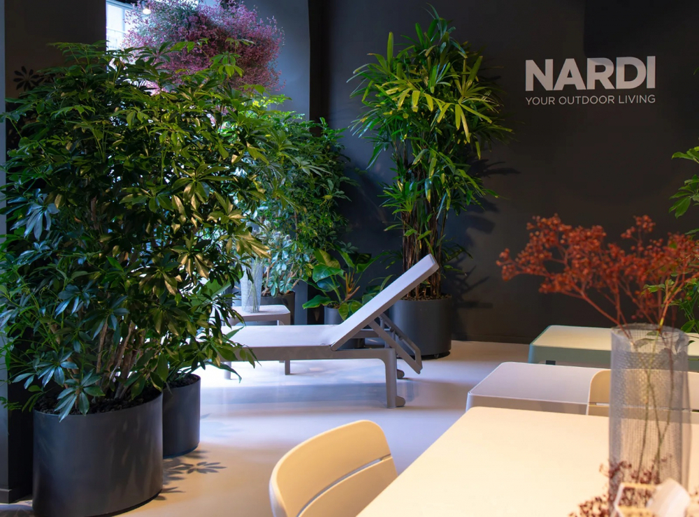 Шезлонг лежак пластиковый Nardi Plano, белый