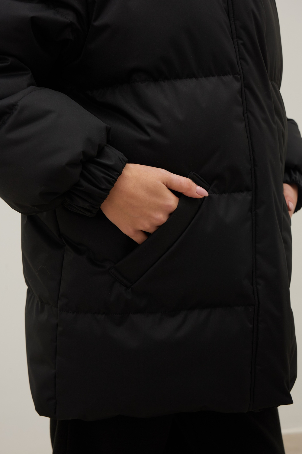 Пуховик COLD SEASON, черный