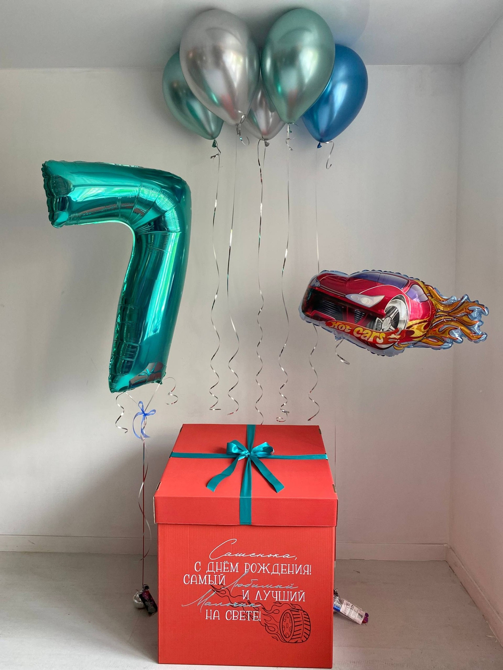 Воздушные шары красная коробка сюрприз машина/хот вилс №3533