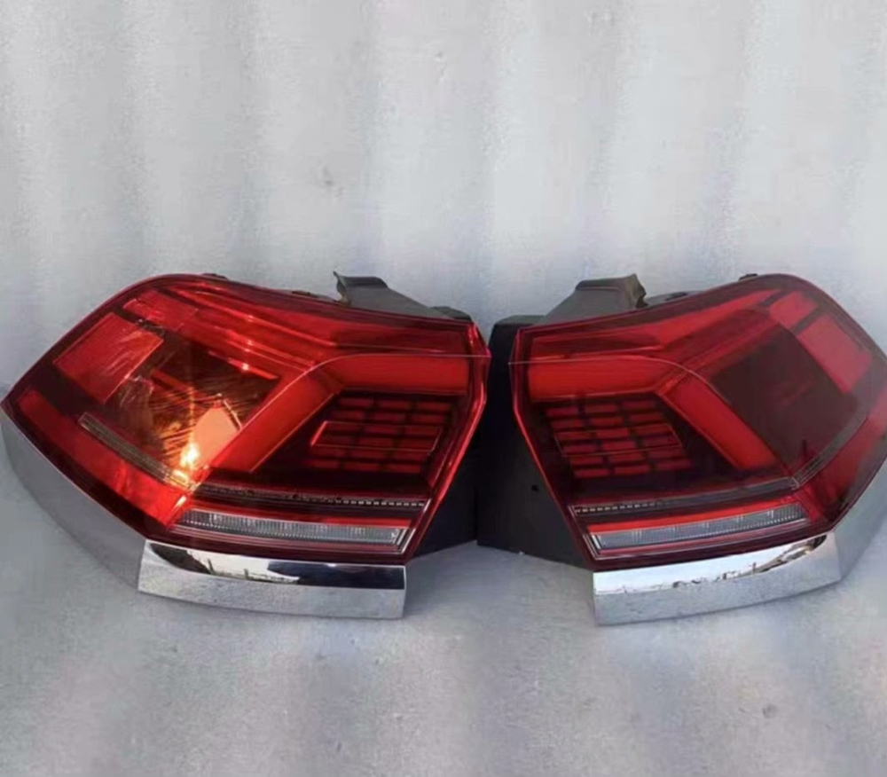 Задний фонарь Volkswagen Teramont / Teramont X оригинал