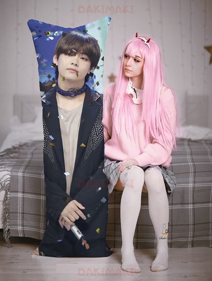 Дакимакура Ким Тхэхен Ви арт. 0776