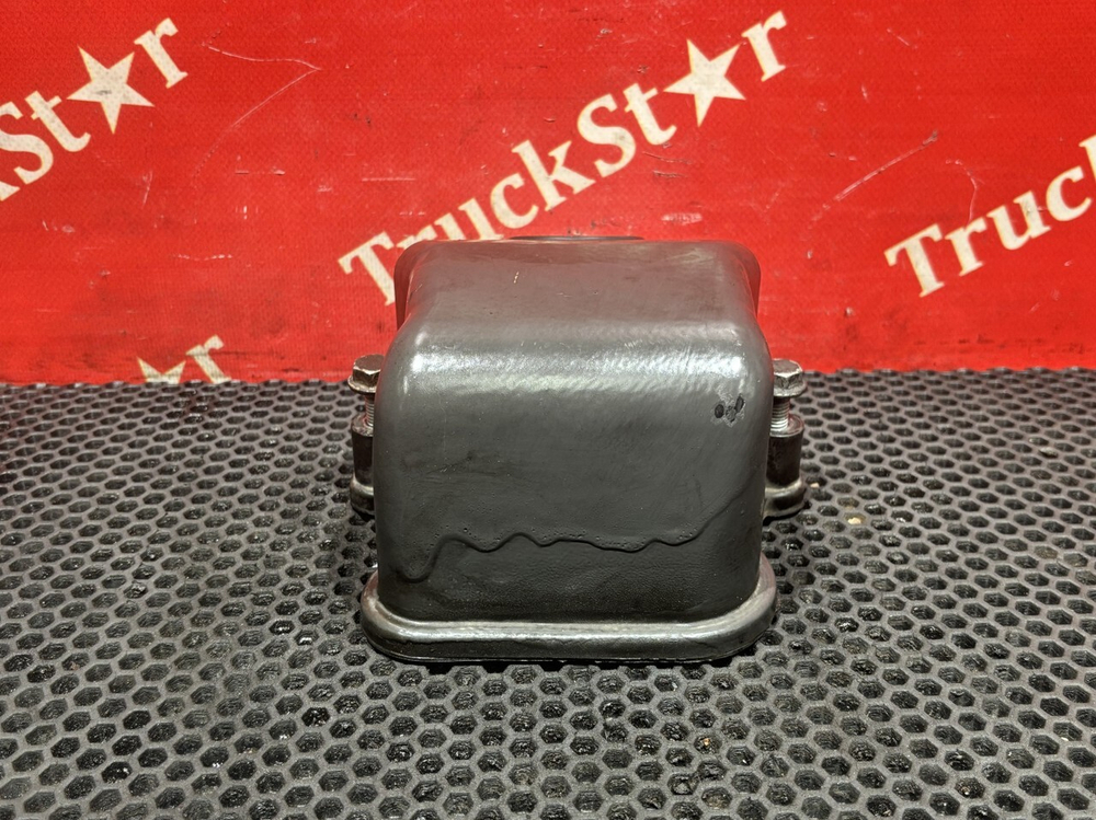 Крышка клапанная