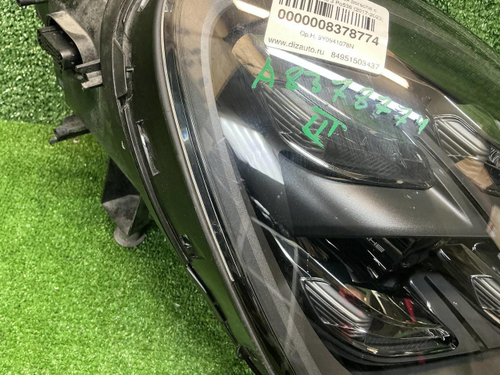 Фара правая Porsche Cayenne 3 (2017-2023) LED