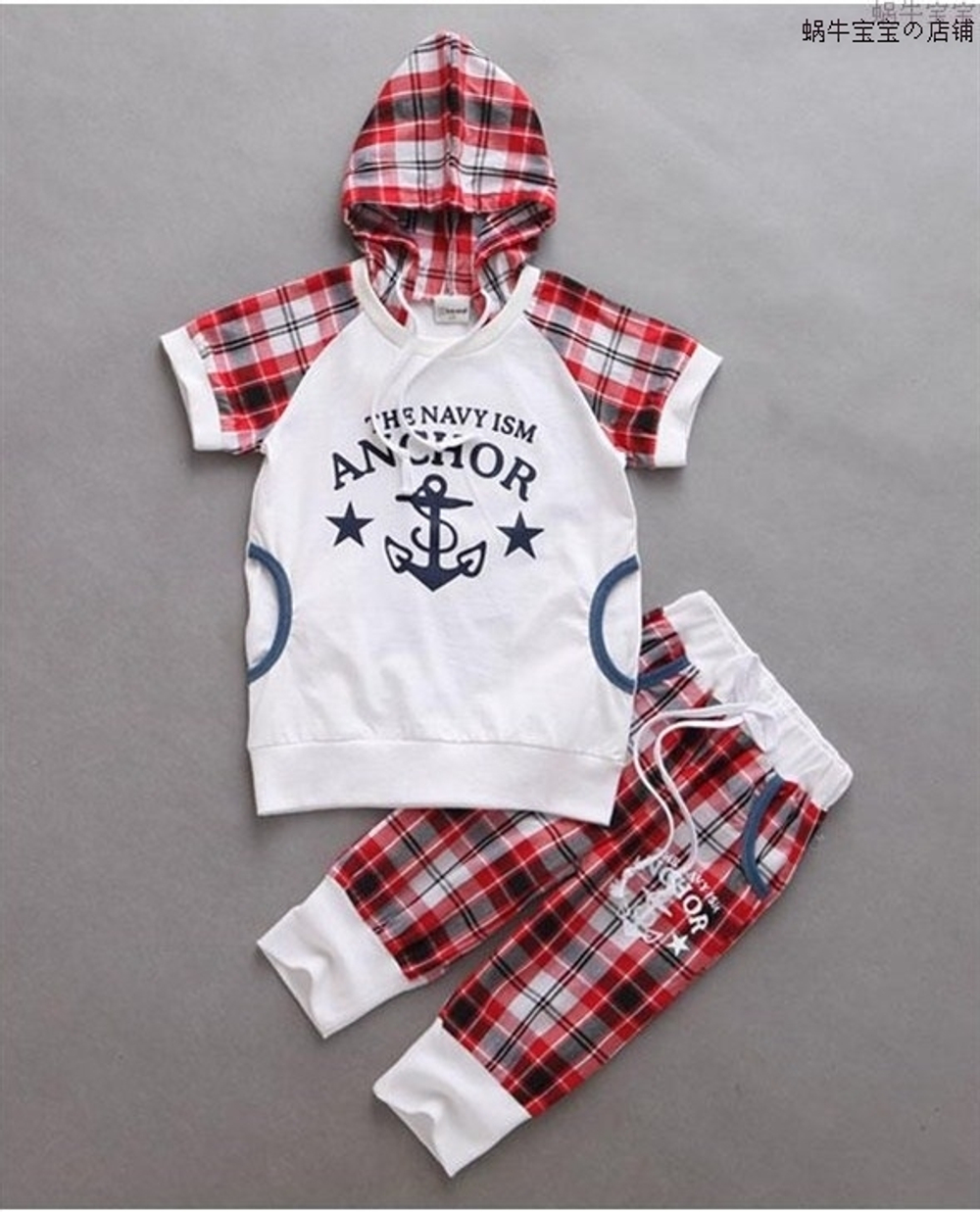 Костюм детский из футболки с капюшоном и бридж в клетку