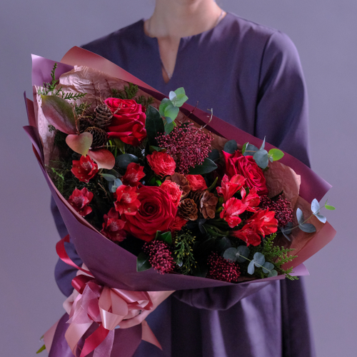Купить Зимний букет с красными розами #328