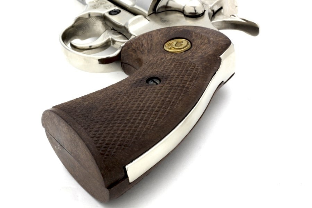 Револьвер Магнум