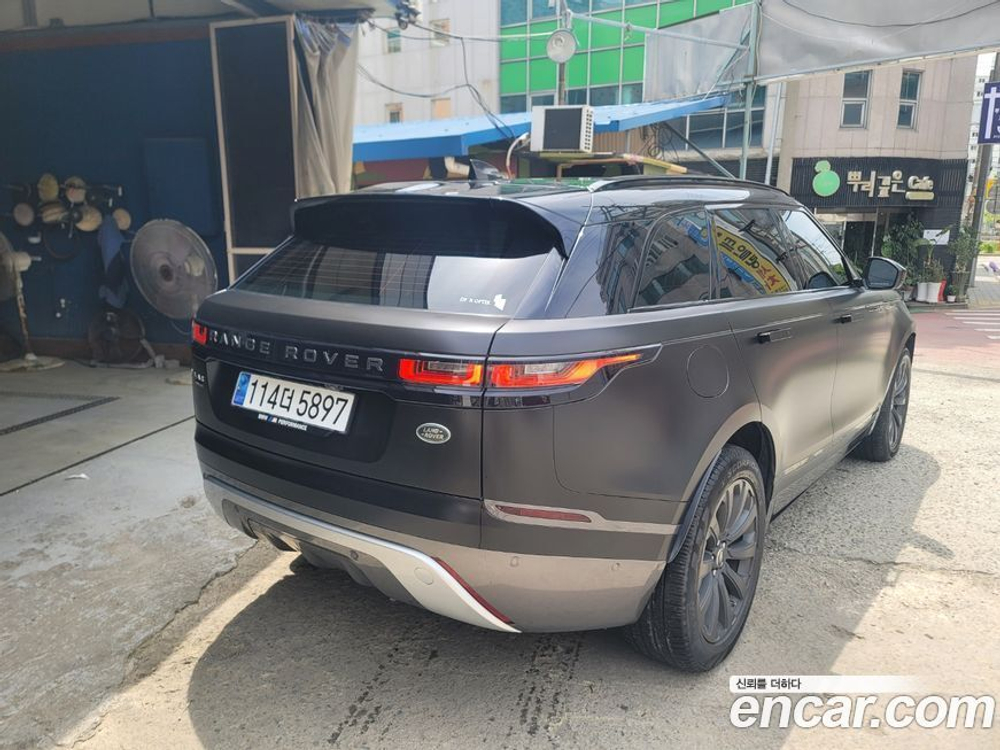 Land Rover Range Rover Bella 2.0 D240 R-Dynamic SE (09.2019)