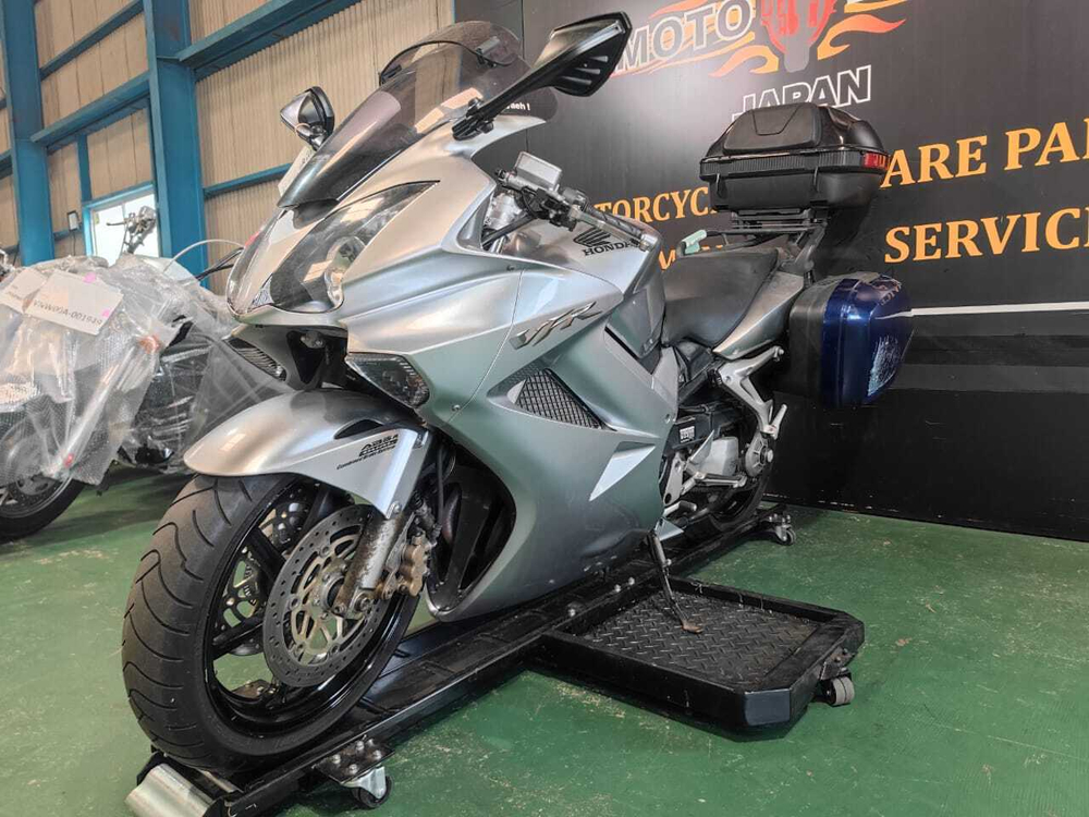 Honda VFR800A , 2006