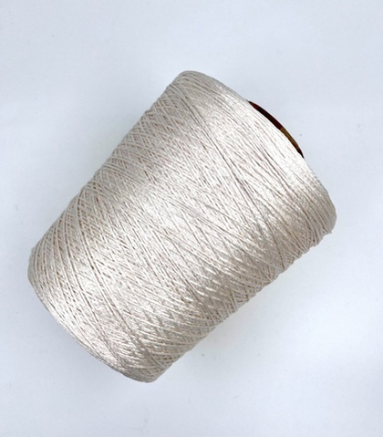 Loro Piana, шелк 100 %, 400 м 100 г, молочный 2