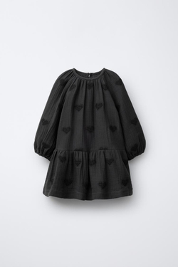 ZARA ПЛАТЬЕ С ВЫШИВКОЙ «СЕРДЕЧКИ», МЯГКИЙ СЕРЫЙ