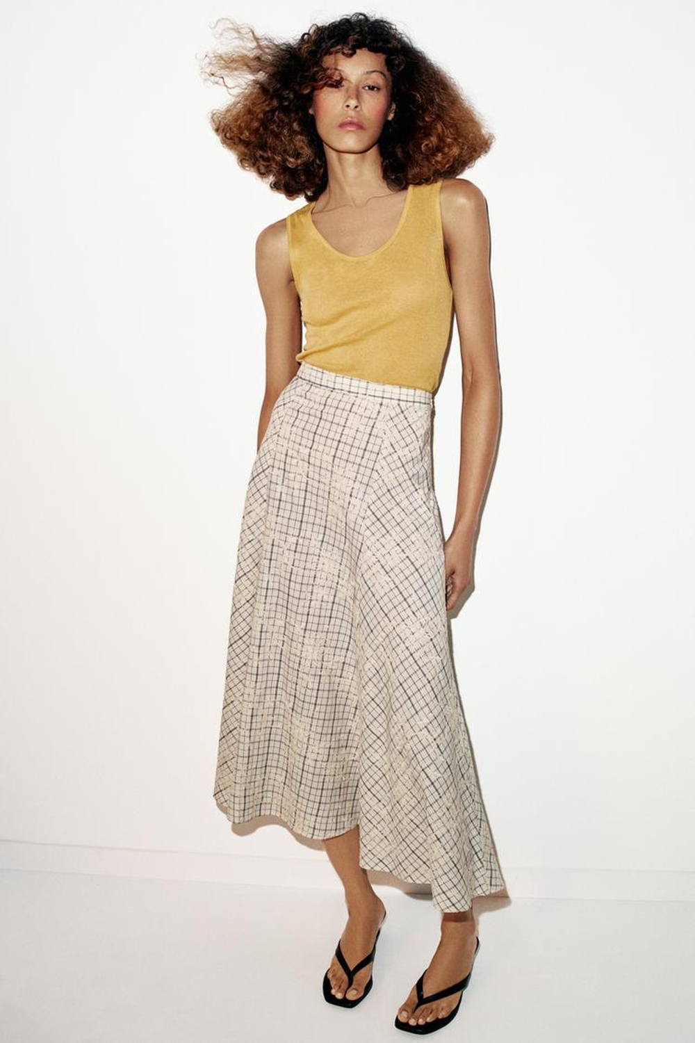 ZARA ЮБКА В КЛЕТКУ С ВЫШИВКОЙ И БАНТАМИ, БЕЛЫЙ/ЧЕРНЫЙ