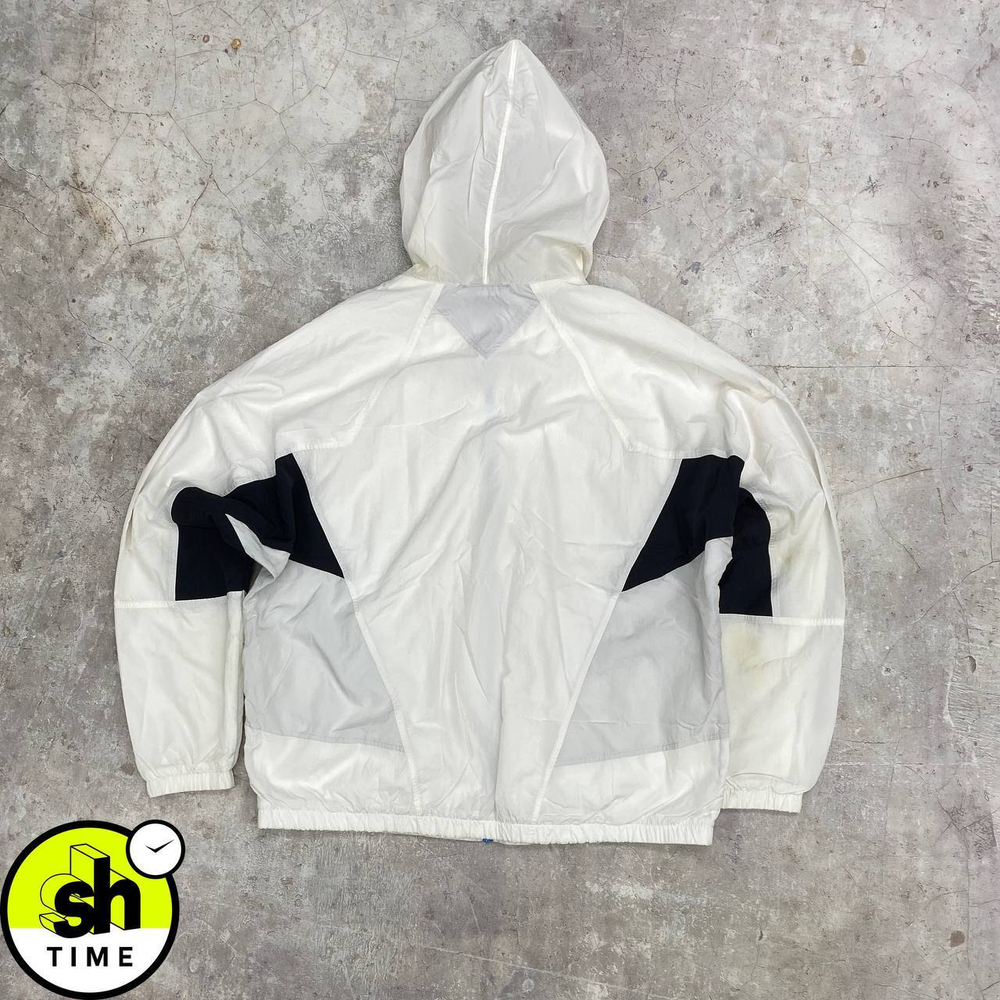 Ветровка Nike