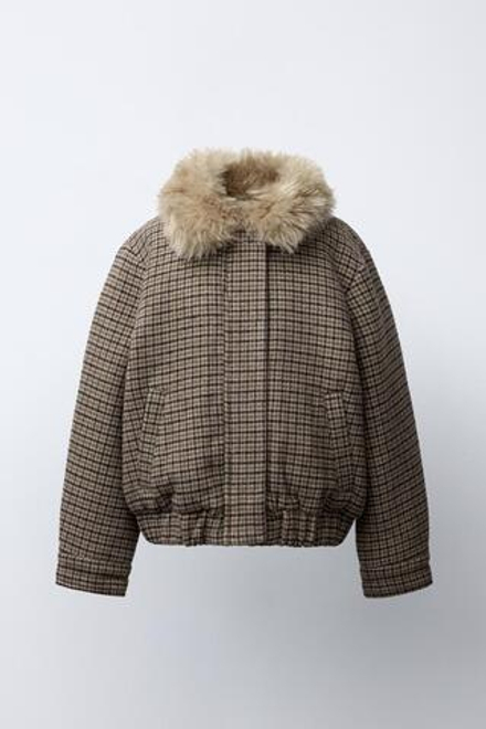 ZARA БОМБЕР В КЛЕТКУ С ВОРОТНИКОМ ИЗ ИСКУССТВЕННОГО МЕХА, СВЕТЛО-БЕЖЕВЫЙ