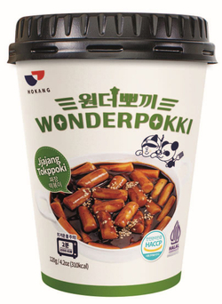 Рисовые палочки токпокки Wonderpokki, под соусом с Черными Бобами, 120 гр, корейская еда быстрого приготовления
