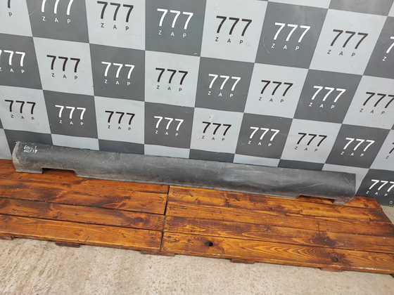 Накладка порога левого Kia Soul 3 (SK3) 19-22 Б/У Оригинал 87753K0000