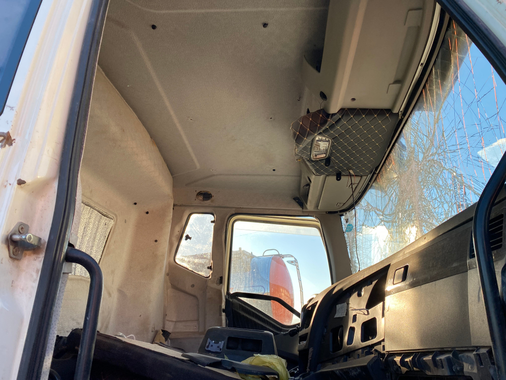 FAW J6 8x4 Самосвал СА3310Р66K24T4E5 (Дизельный, 11,1 л, 420 л.с., МТ)