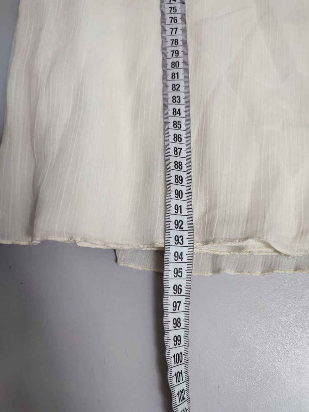 Юбка светлая на 12 лет, новая с браком