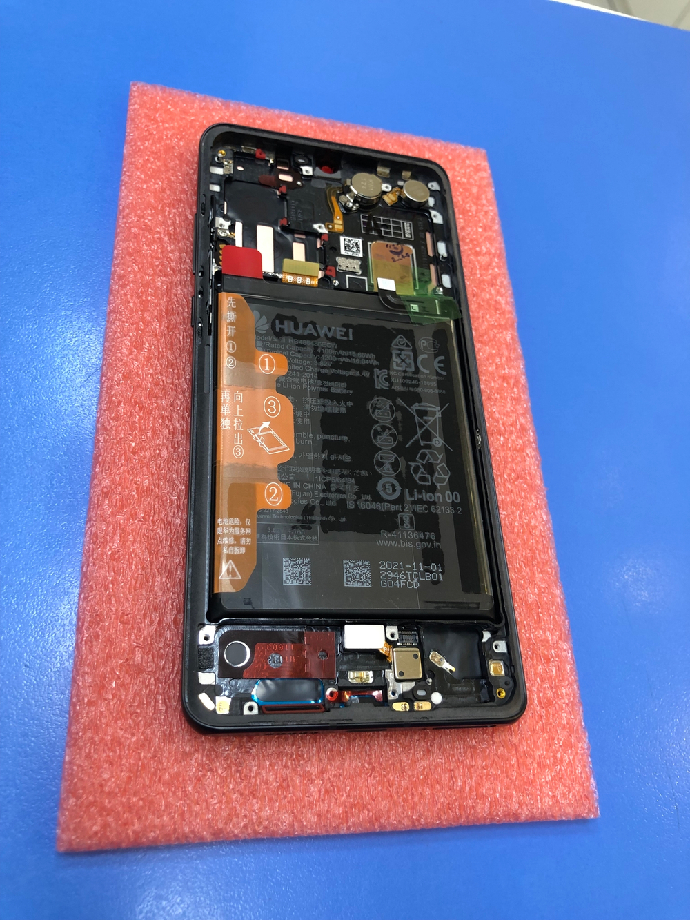 Huawei P30 Pro Дисплей в сборе с рамкой и акб чёрный Оригинал