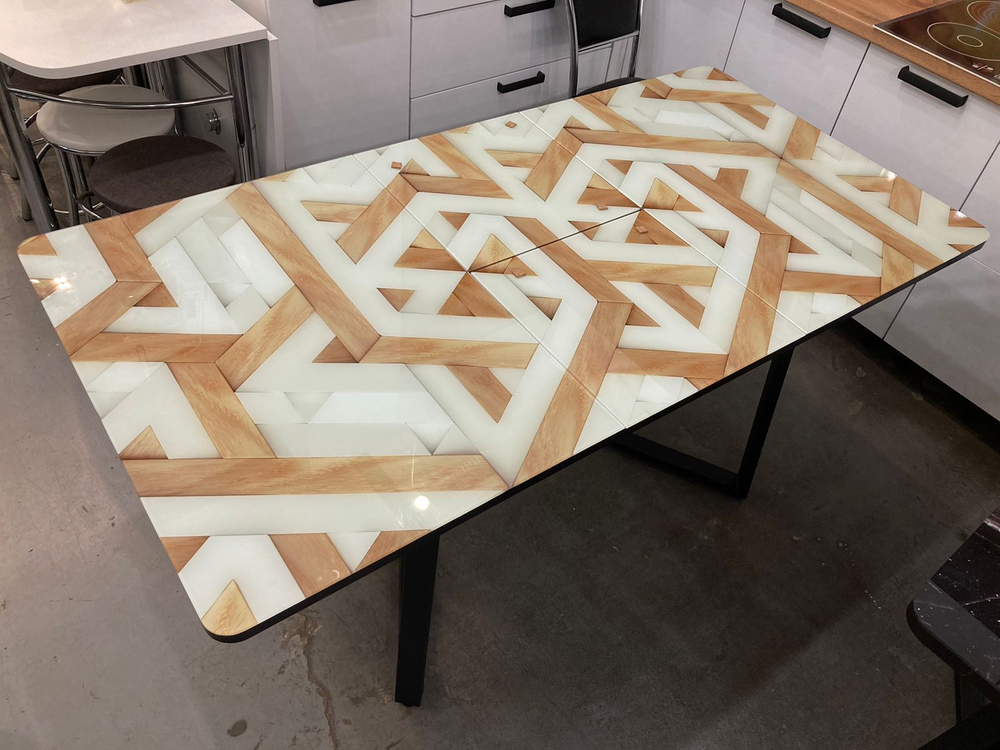 Стол разд стекло Миллер бабочка К-т ног №5 черный Царг.пояс 930 черный Ст-ца 3Д 5 ф/п (чер)