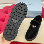 Лоферы Prada