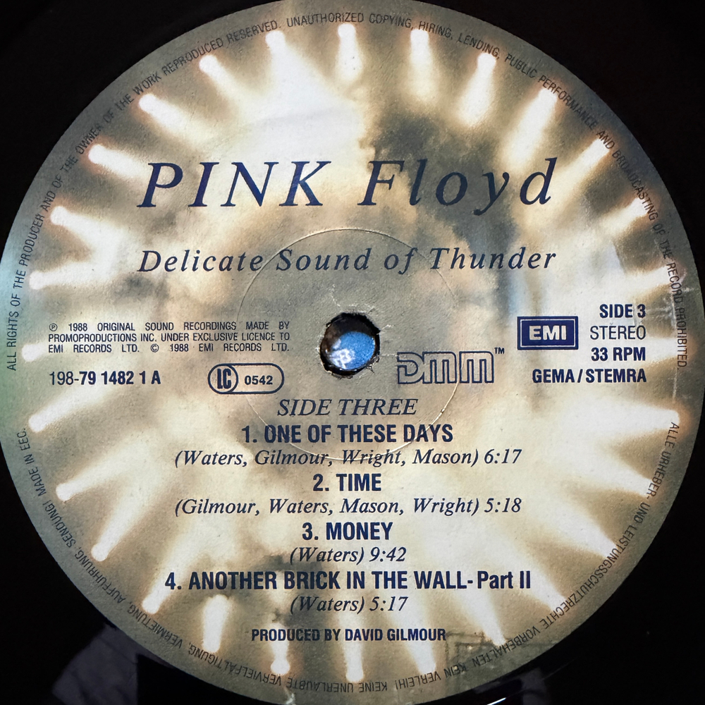 Pink Floyd - Delicate Sound Of Thunder 2LP (Европа 1988г.)
