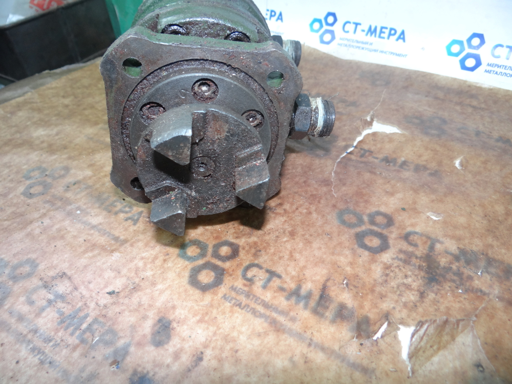 Пластинчатый гидронасос 3БГ12-41 (3БГ12-4)