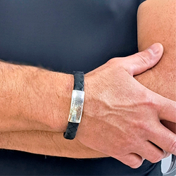 Брутальный браслет на запястье Плас.чекан.12х5