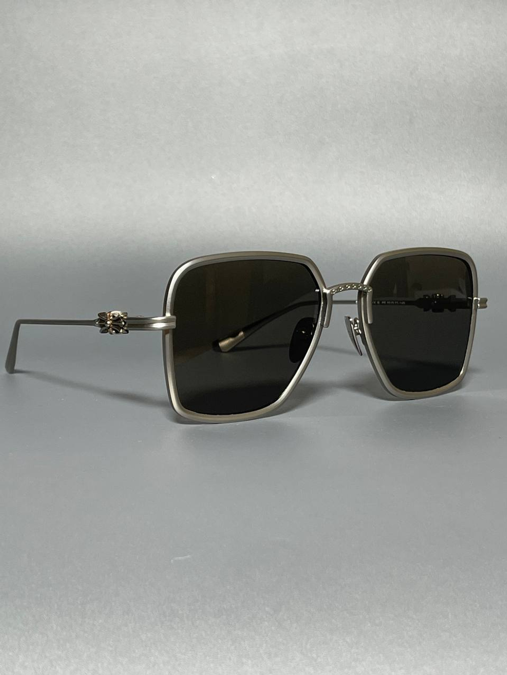 Очки солнцезащитные Chrome Hearts