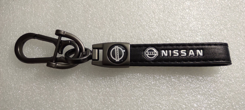 Nissan / брелок автомобильный для ключей, петля (1 шт.), серия Луна
