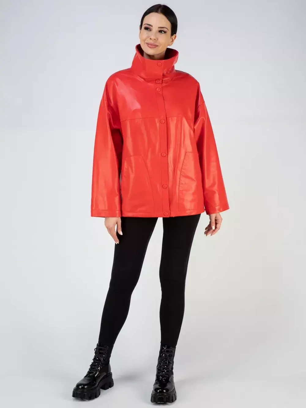 Кожаная куртка демисезонная оверсайз на кнопках