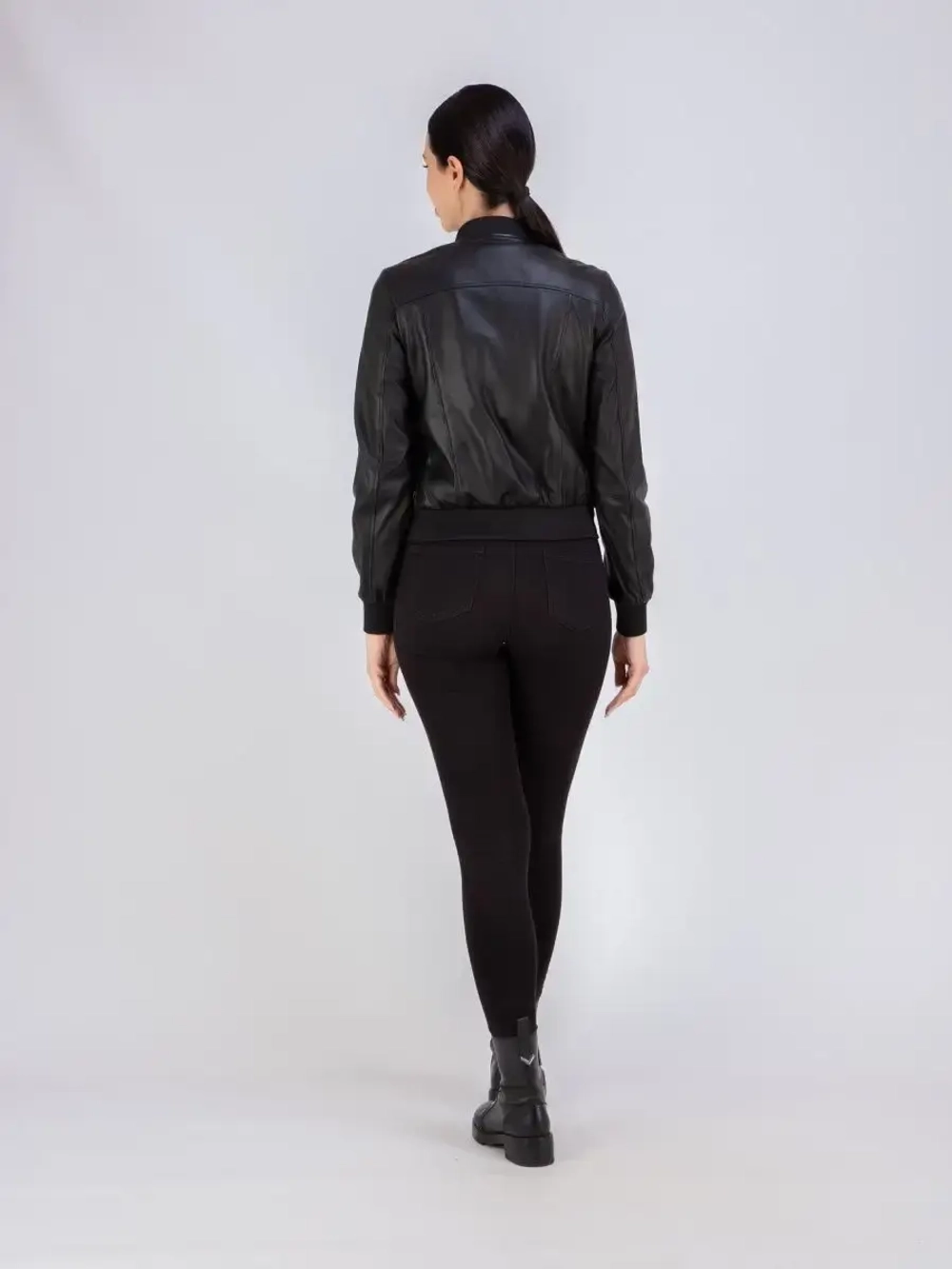 Куртка женская из натуральной кожи Турция