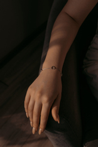 Браслет с минималистичными сердцами